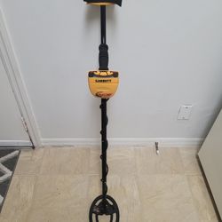 Garrett Ace 250 Metal Detector