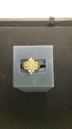 14K yellow gold ladies cluster ring