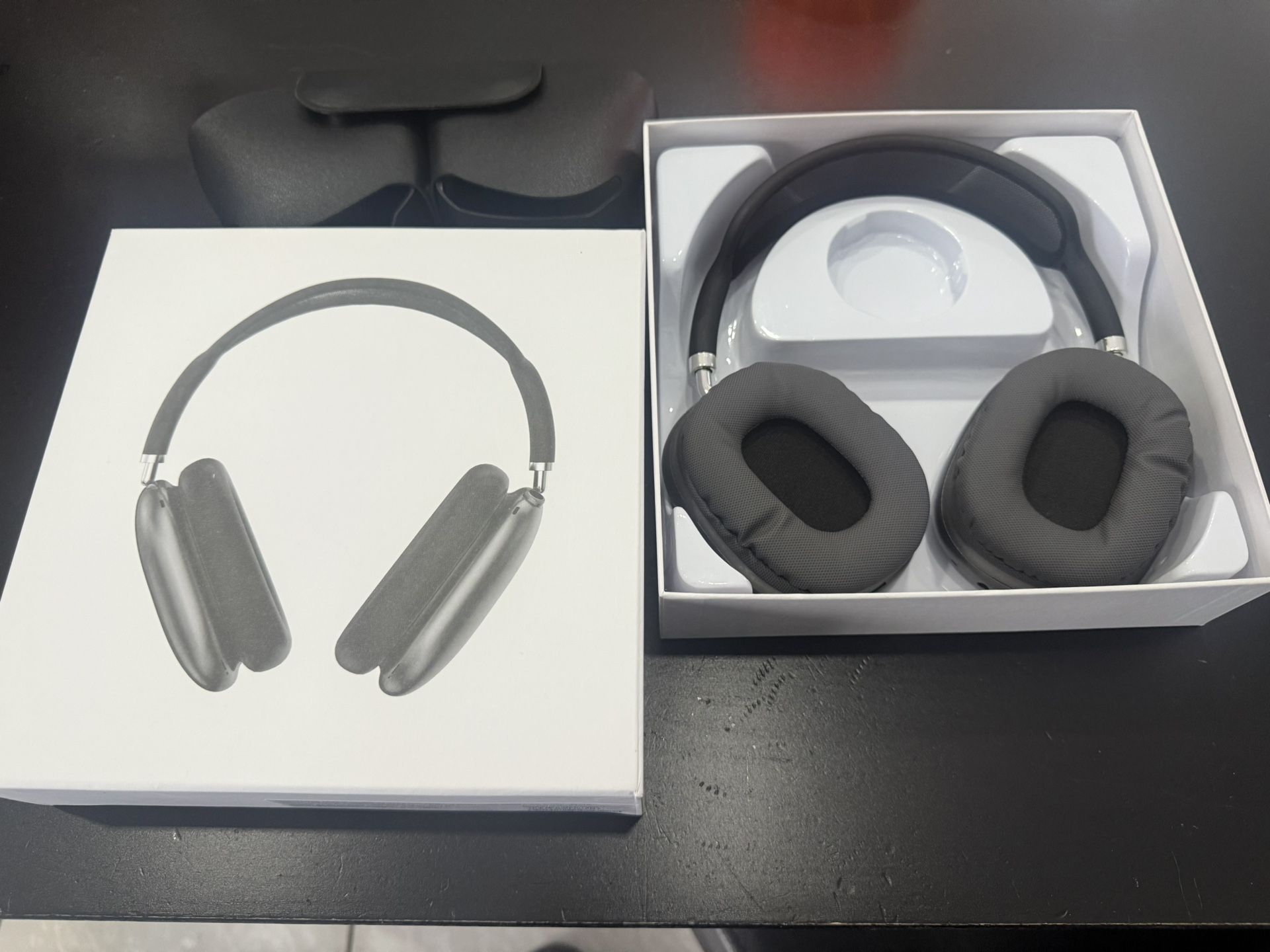 Apple AirPod Max New Open Box
