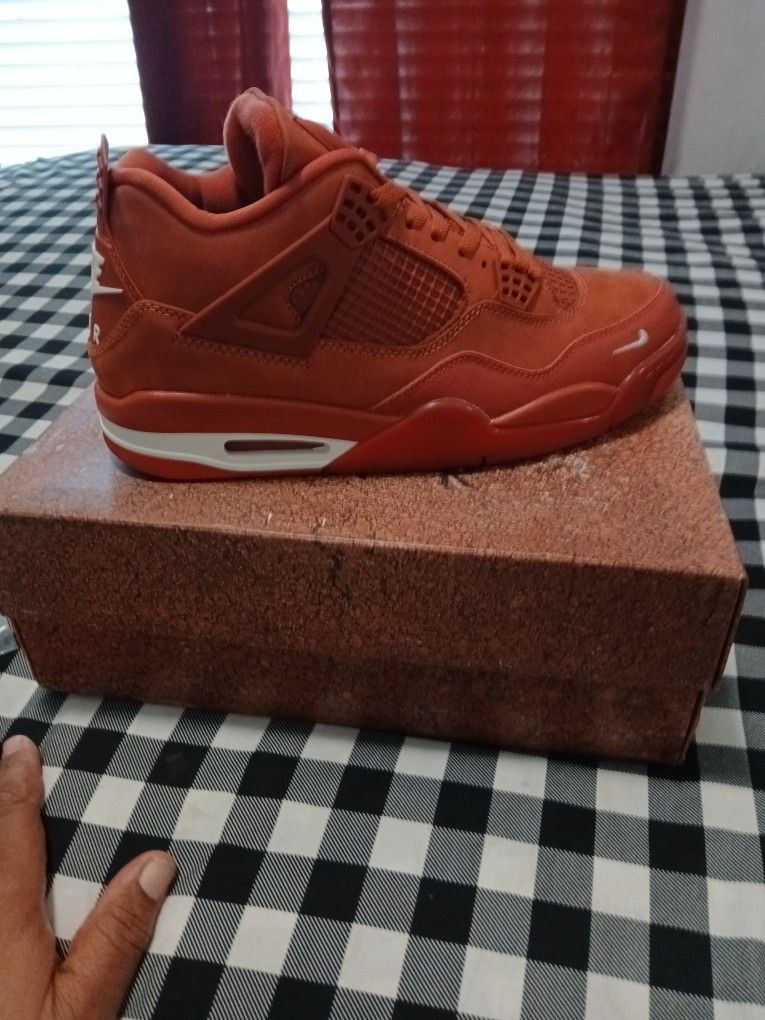 Jordan Retro 4 Brick House