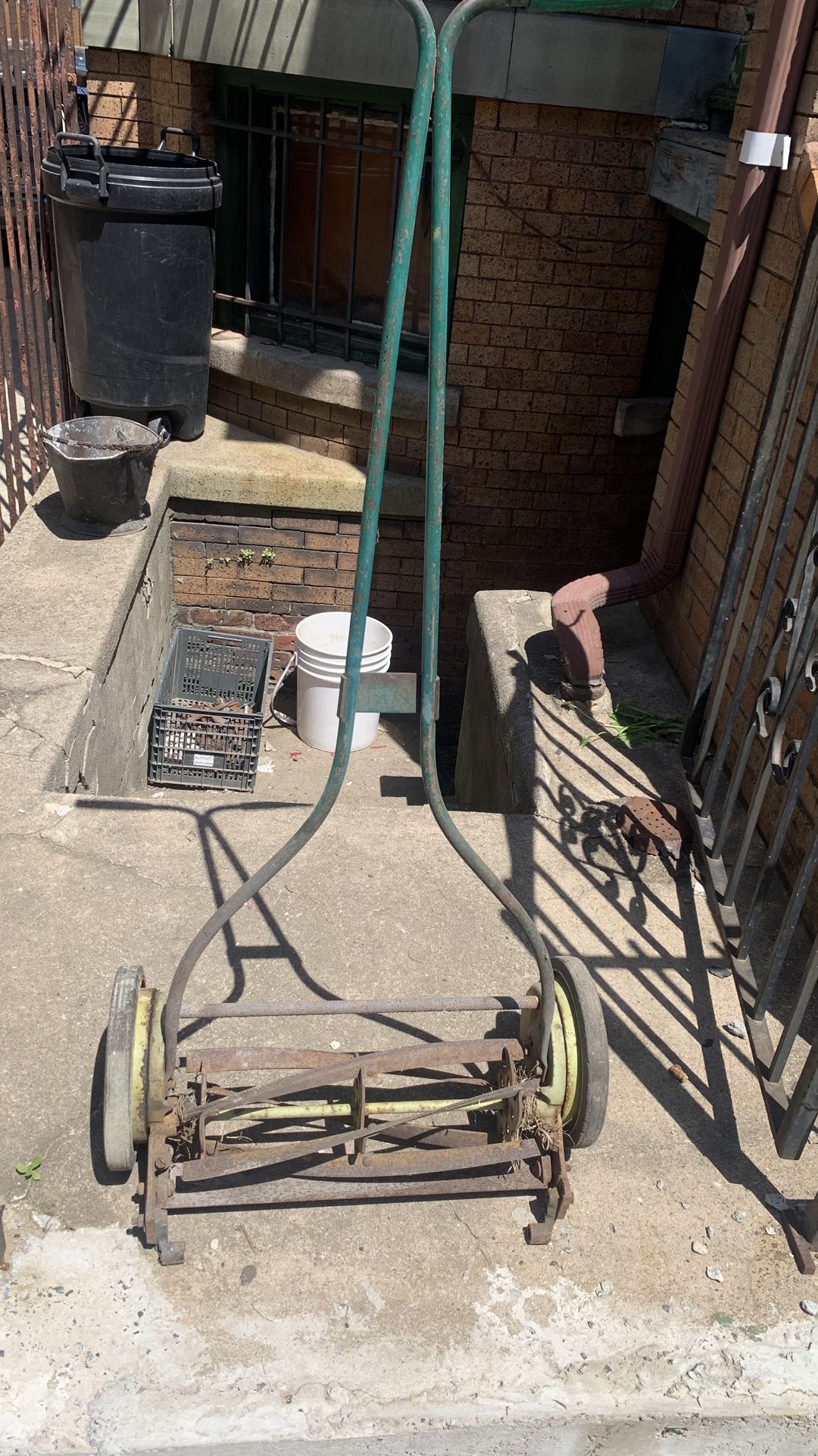 Push Lawn Mower