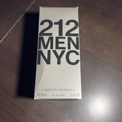 Carolina Herrera 212 (men)