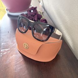 Tory Burch with case