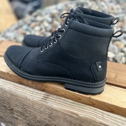 Perry Ellis Men’s Boot Size 13