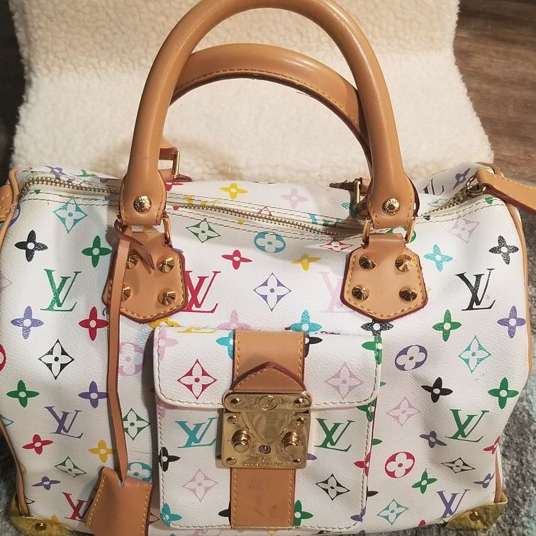 Louis Vuitton handbag with key!