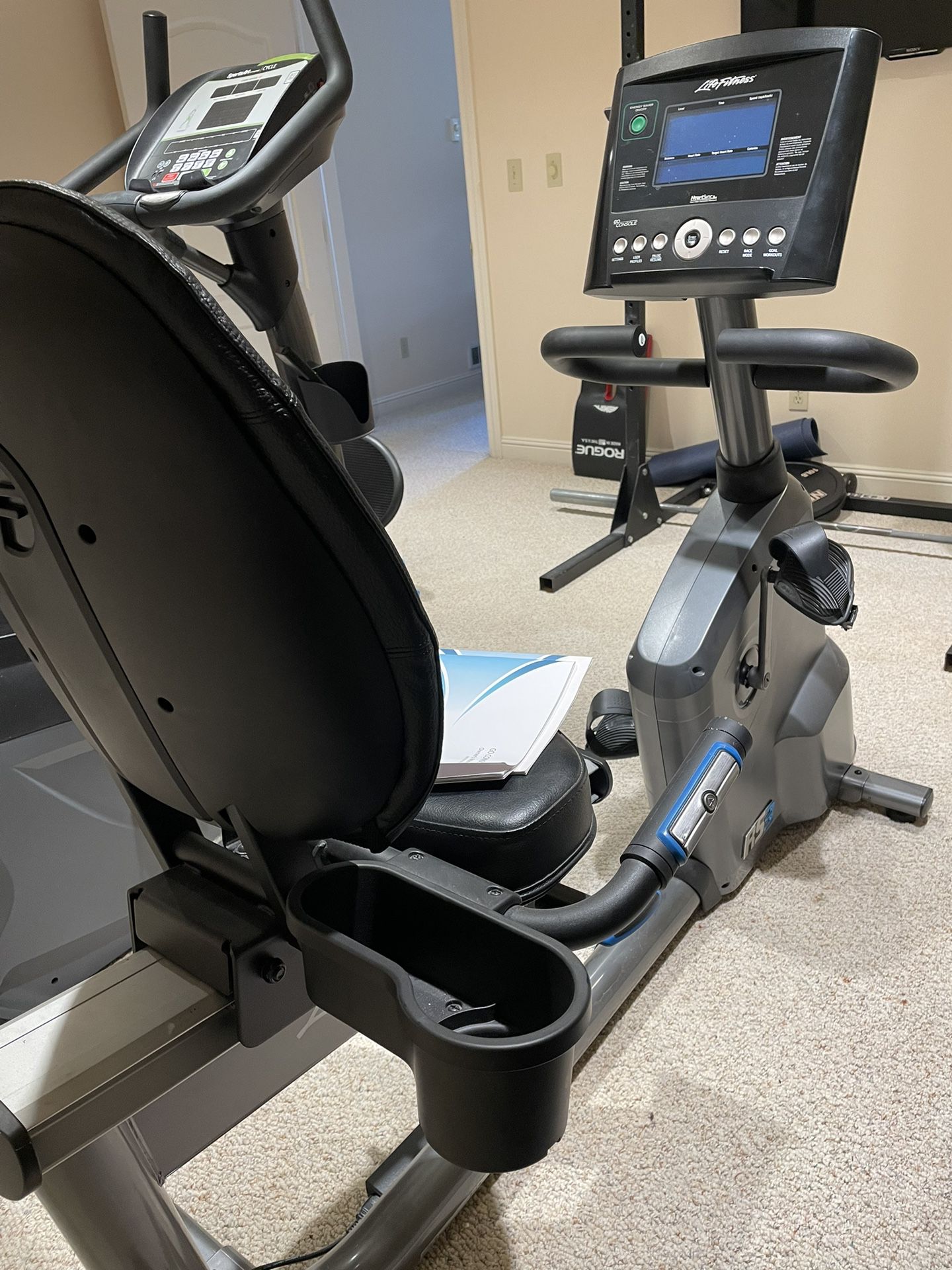 RS3 Lifecycle Exercise Bike
