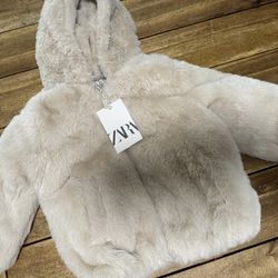 New. Toddler Size 3t.  Zara Faux Fur Jacket 