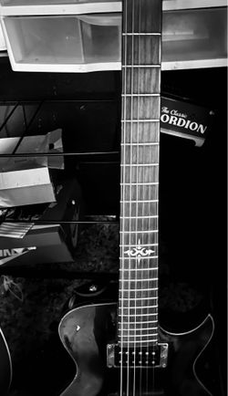 Ibanez art 100 mat black guitar