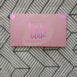 Beauty Concepts Berry Glam Eyeshadow Palette