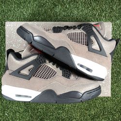 Jordan 4 Taupe Haze Size 8.5