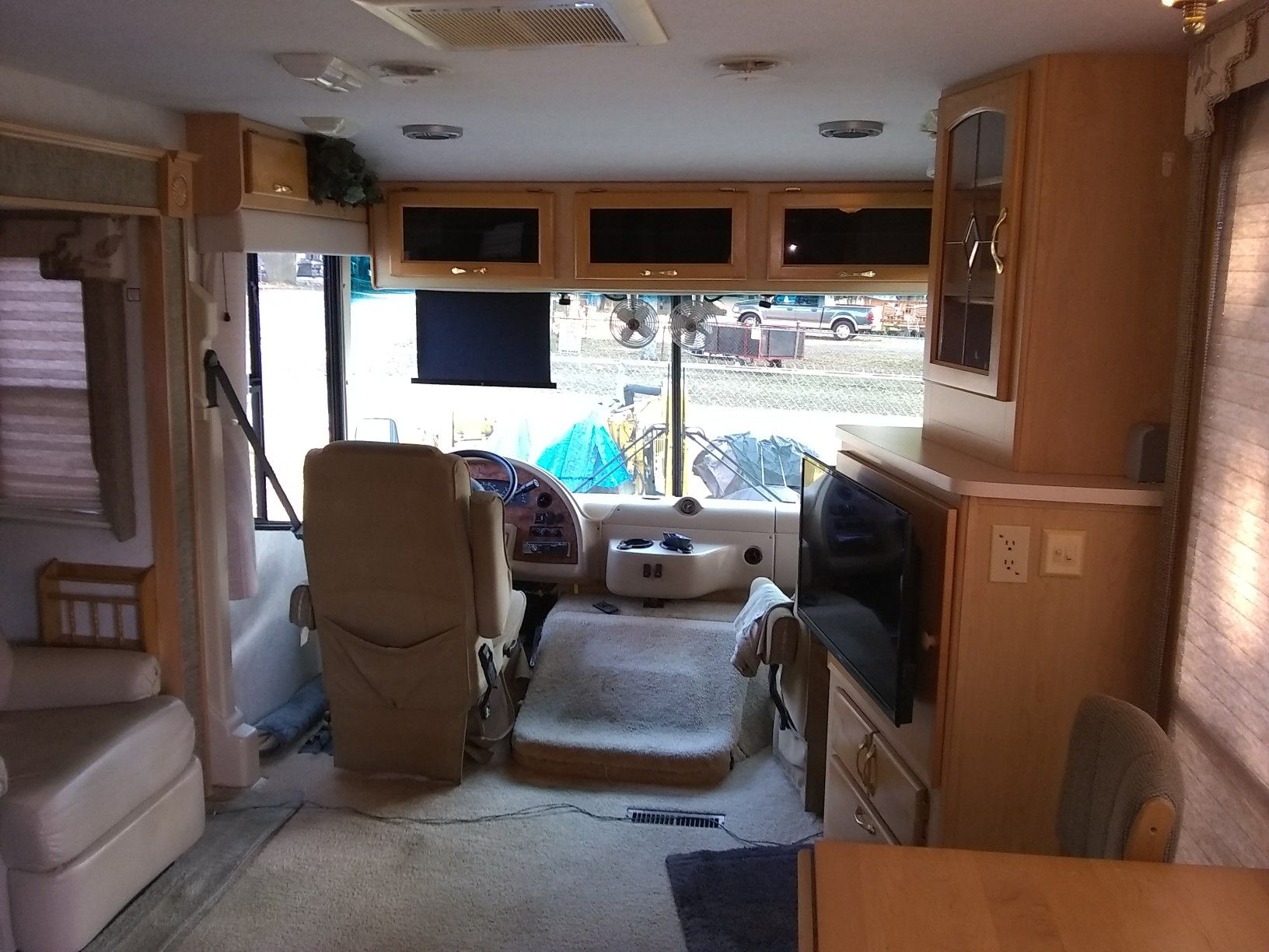 40 foot motorhome two slide outs for Sale in Gibsonton, FL OfferUp