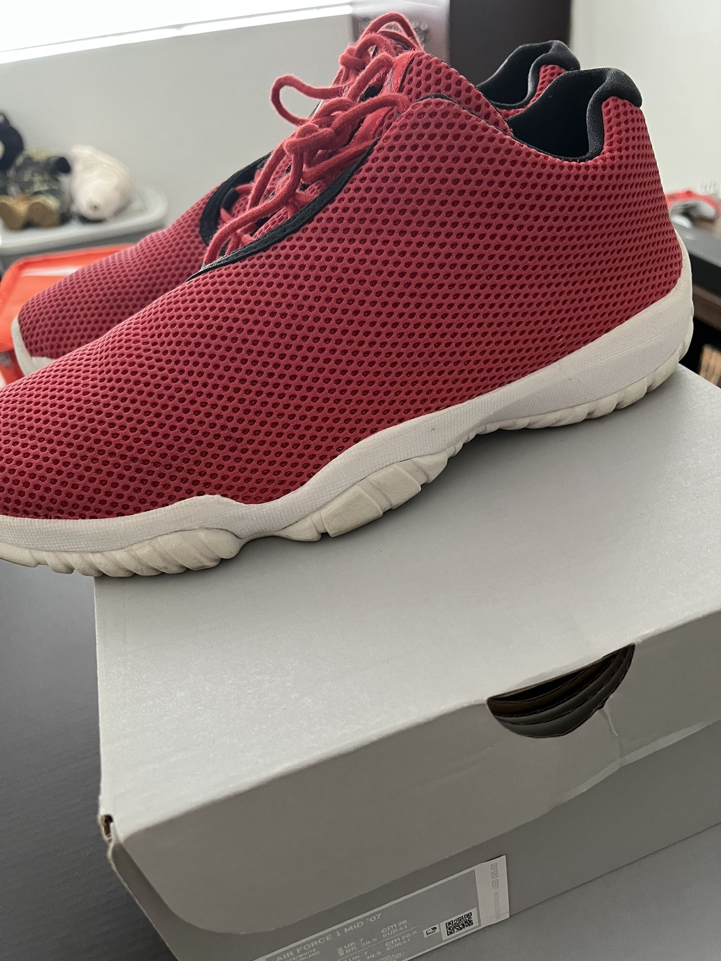 Air Jordan Future Low