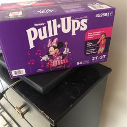 Pull Ups 2T -3T 94 Count In Box And A Half A Pack 