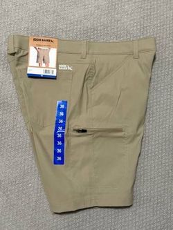NEW w/ TAGS Men’s EDDIE BAUER Tech Shorts Size 36