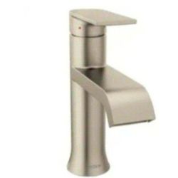 Moen Genta LX Brushed Nickel 1-Handle Single Hole WaterSense Bathroom Sink Faucet with Drain with Deck Plate Item #1324054 | Model #6702BN