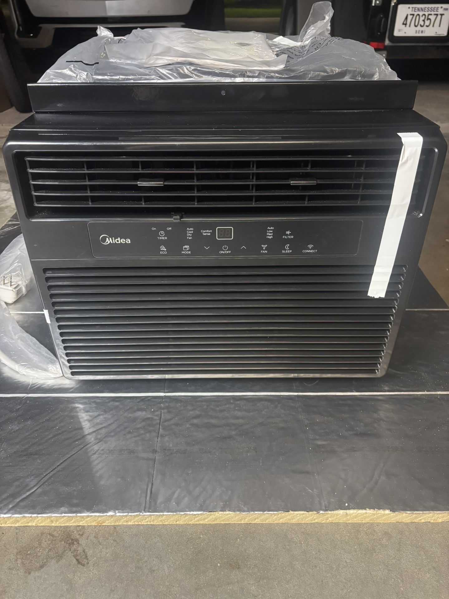 Midea 8,000 BTU Air Conditioner New Open Box