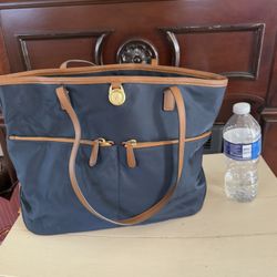 MICHAEL KOR TOTE/ HANDBAG/ PURSE 