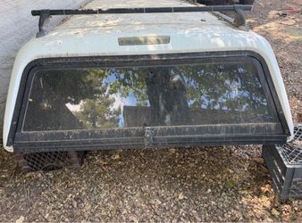 09 Toyota Tacoma camper shop for long bed vehicle