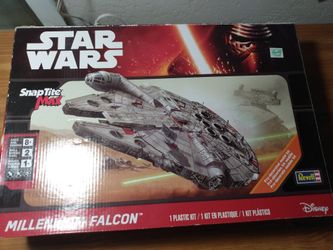 Star Wars Millennium Falcon Revell SnapTite Max Pre-colored Model Kit Toy