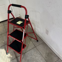 Ladder Heavy Duty Model - Red Color - 3 Step - L173