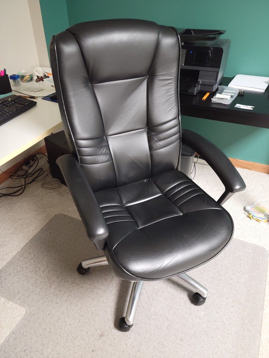 Very Comfortable High Back Office Chair