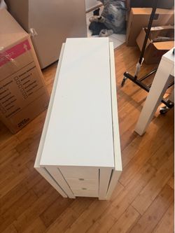 Free fold out table