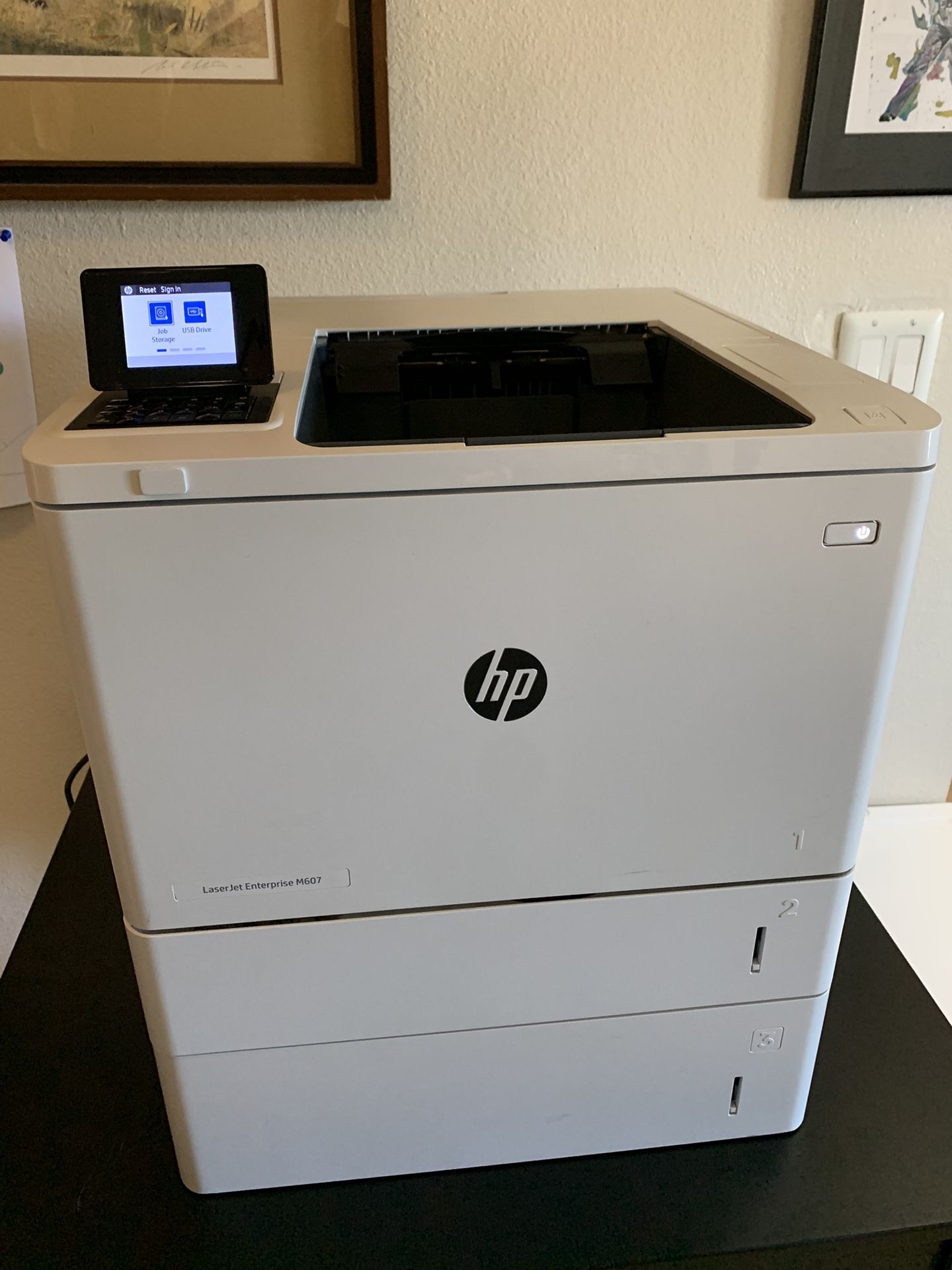 HP LaserJet Enterprise M607 Printer + 550 Page 3rd Tray