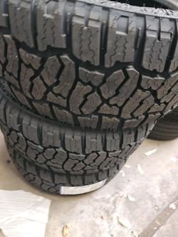 New set of tires winrun rt 33 1250 20 lt