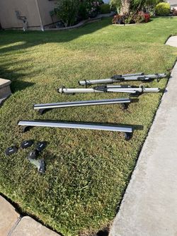 Complete Set Subaru STI Thule Roof racks bike racks