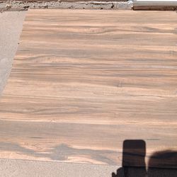 Is 90 square foot a porcelain tile made to look like barnwood.