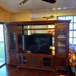 FABULOUS  Entertainment Center (Mahogany Wood)k