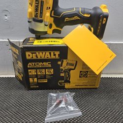  DEWALT
Impact Wrench 