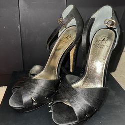 Adrianna Papell Samoa Black Classic Women’s Heels