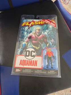 DC Page Punchers Aquaman Flashpoint Figure with Comic