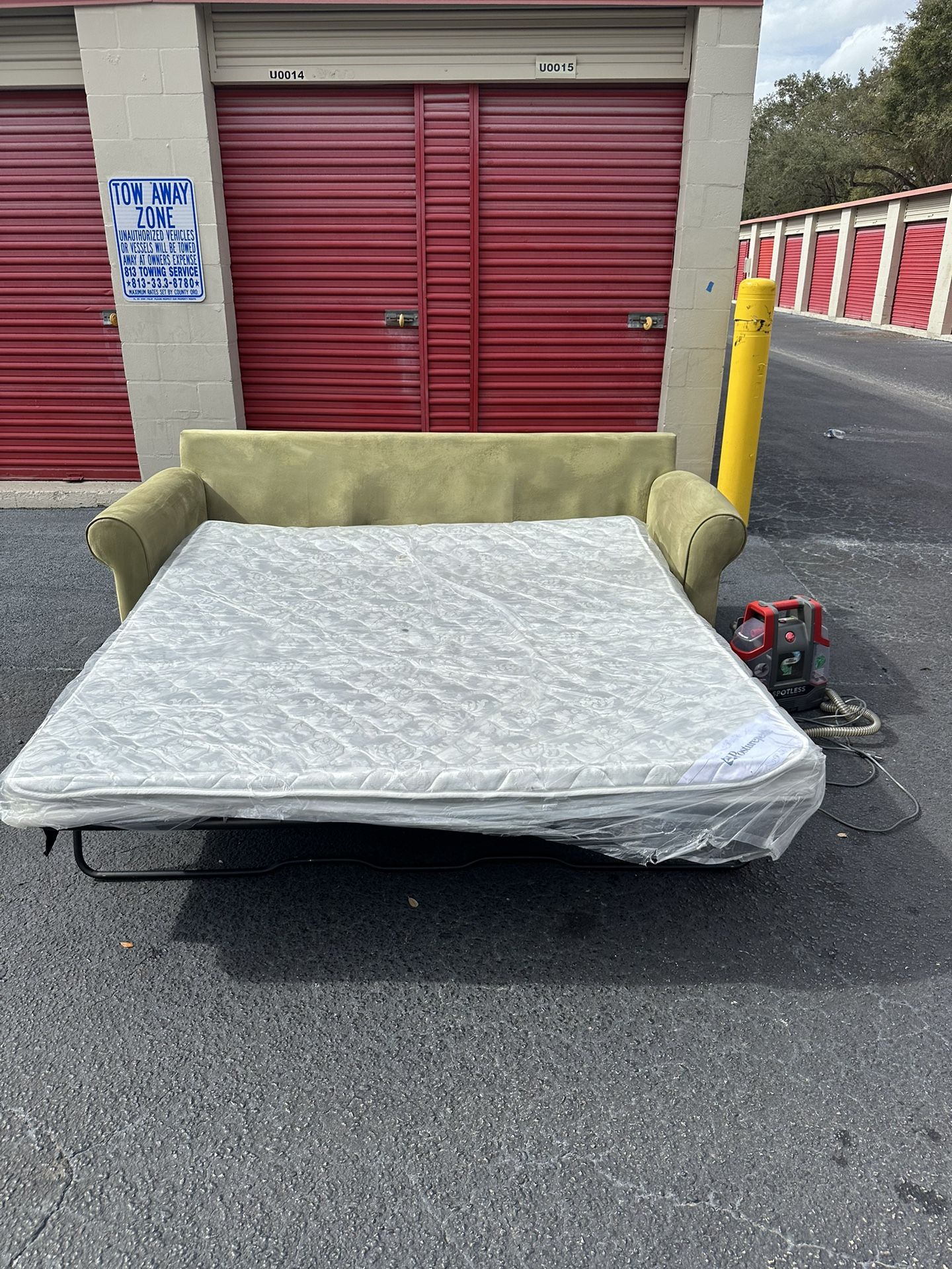 Comfy Pull Out Bed 🔥🔥
