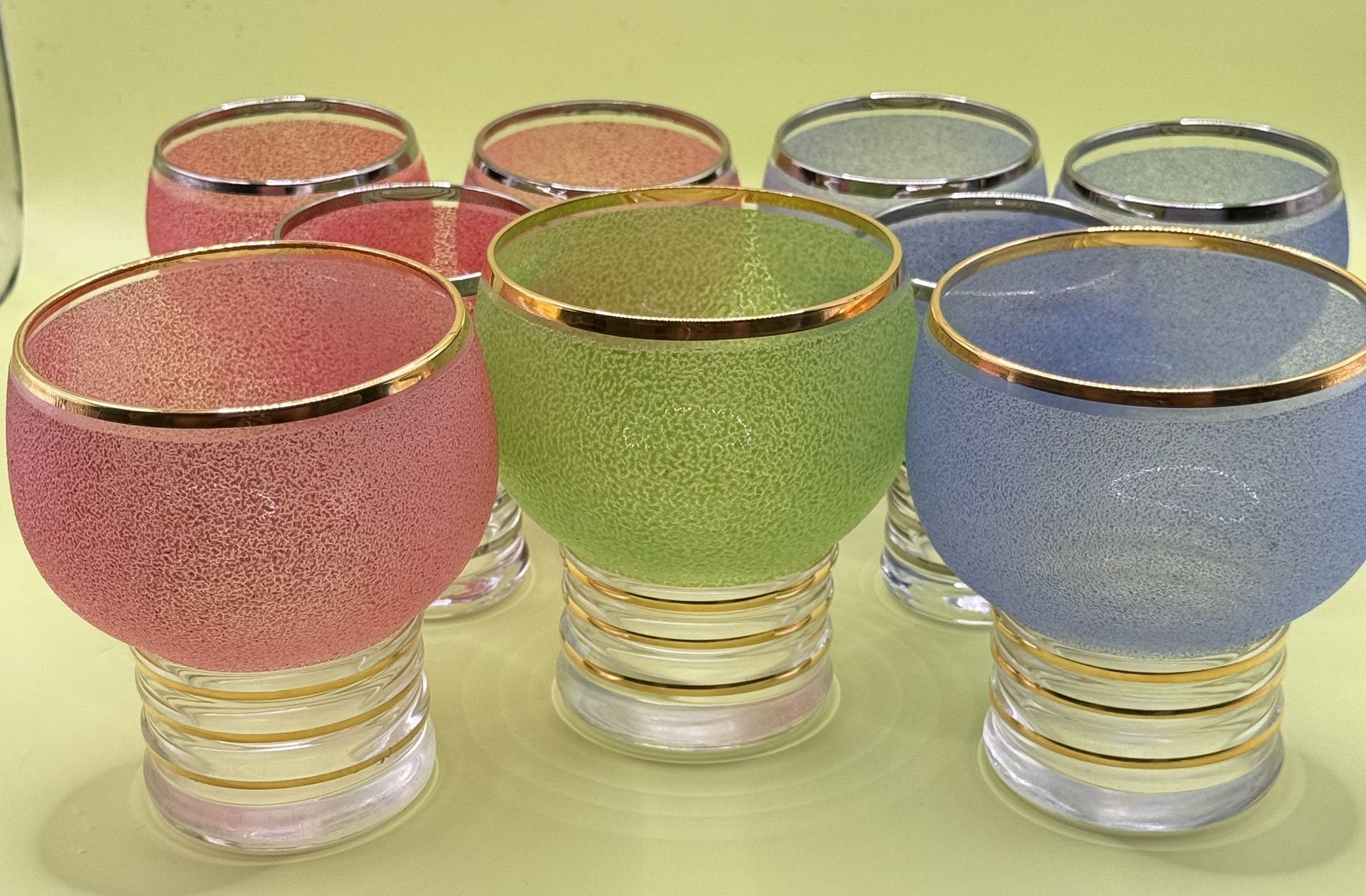 VTG set of Anchor Hocking sugar frosted drinking glasses and shot glasses.