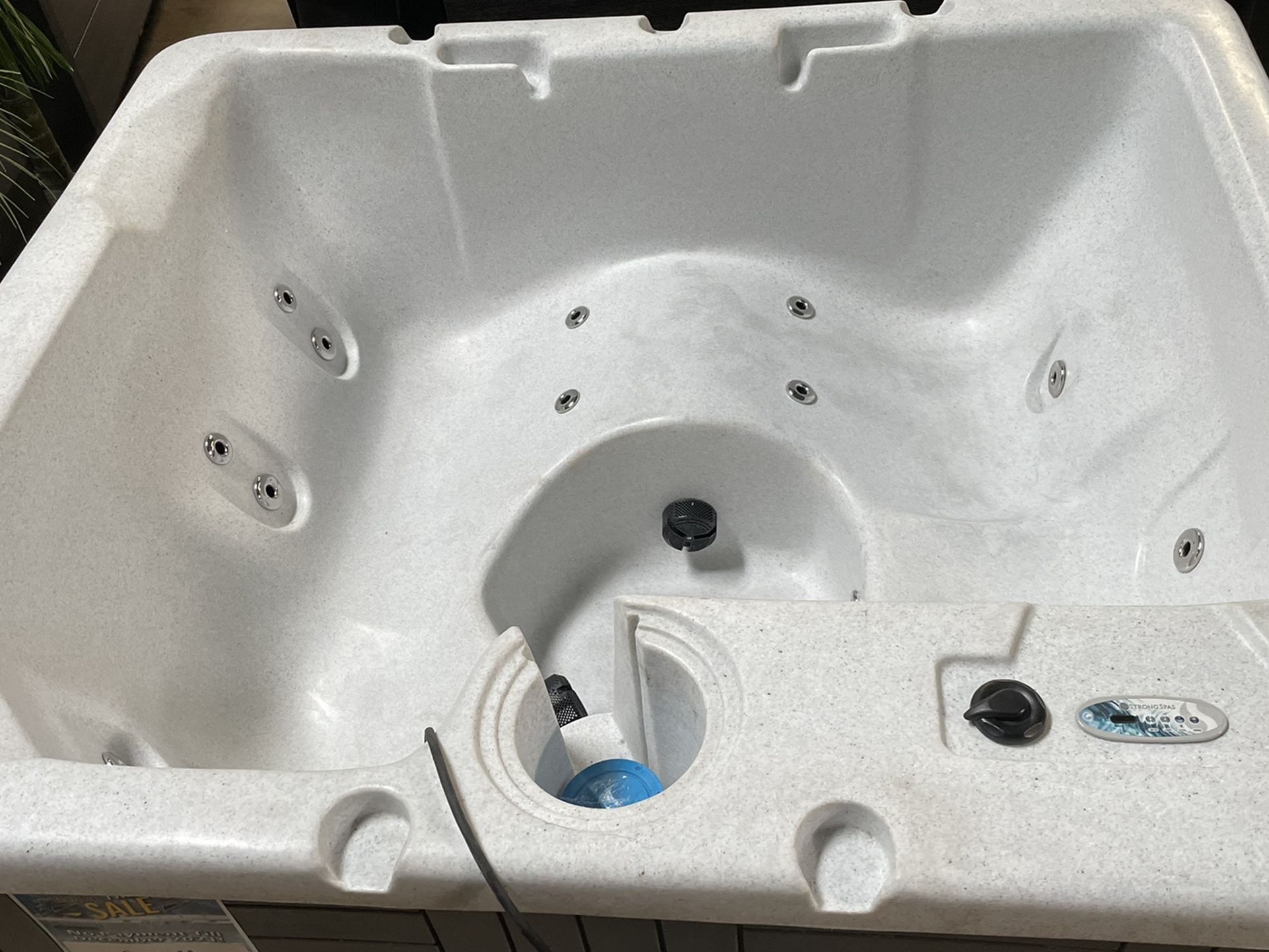 Hot tub 110v