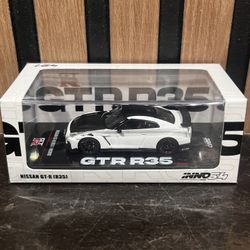 Inno64 1:64 Nissan GT-R R35 Nismo White