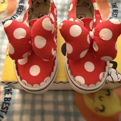 Minnie Mouse Vans Size 10.5 Kids