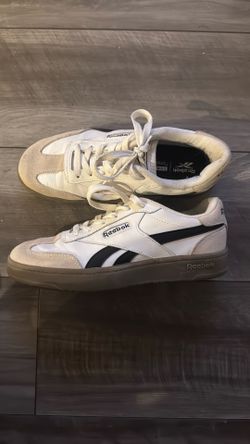 Reebok - size 7.5
