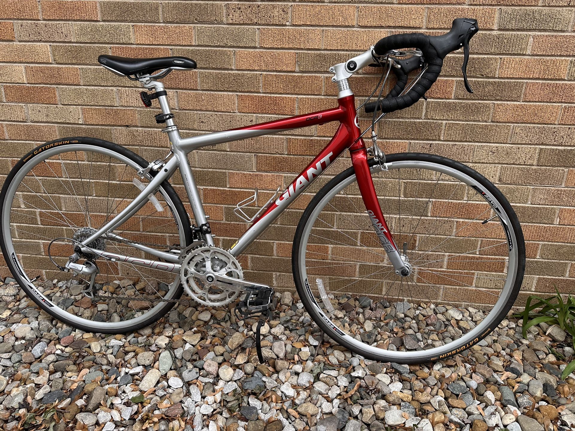 Giant OCR3 Road Bike Size Small