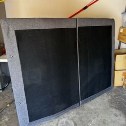  Solid Queen-size Classic Brands Adjustable Comfort Bed Base And Massage (Model CCM-18)