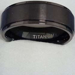 Black Titanium Men's Band
