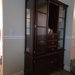 China Cabinet / Hutch – Glass Doors – $120 OBO – Moving Sale