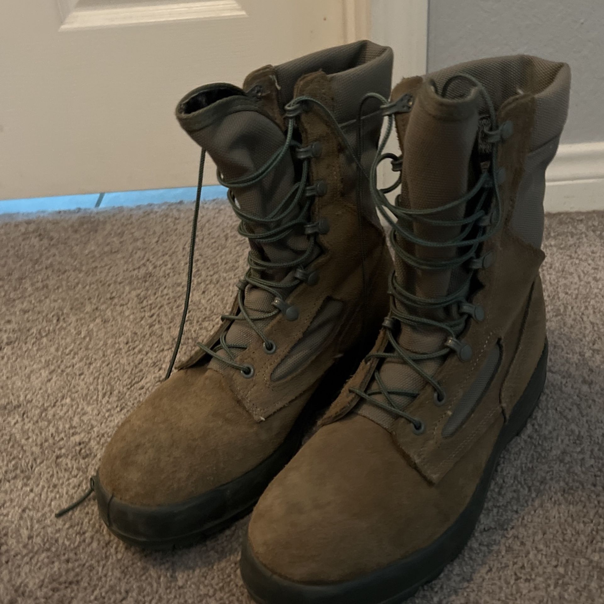 Gortex boots Size Men’s 10 for Sale in La Quinta, CA - OfferUp