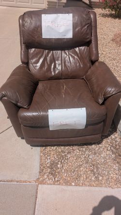 FREE *** Real Lather Recliner *** FREE!!!
