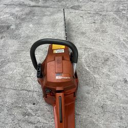 HUSQVARNA CHAINSAW 55  WORKS PERFECT