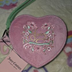 Juicy Couture 🌸 Wristlet