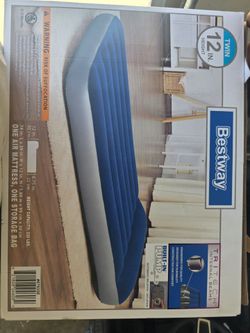 Blow up bed comes with motor