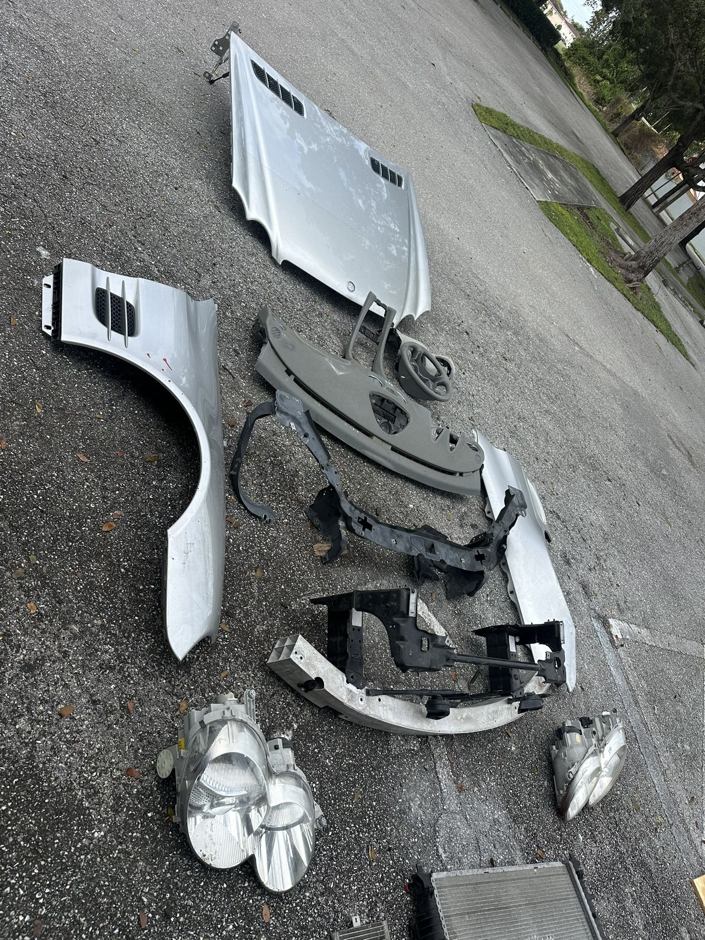 2008 Mercedes Sl Front Clip